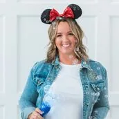 Disney Travel Agent Jess Kitchener, Waterloo, Southern Ontario
